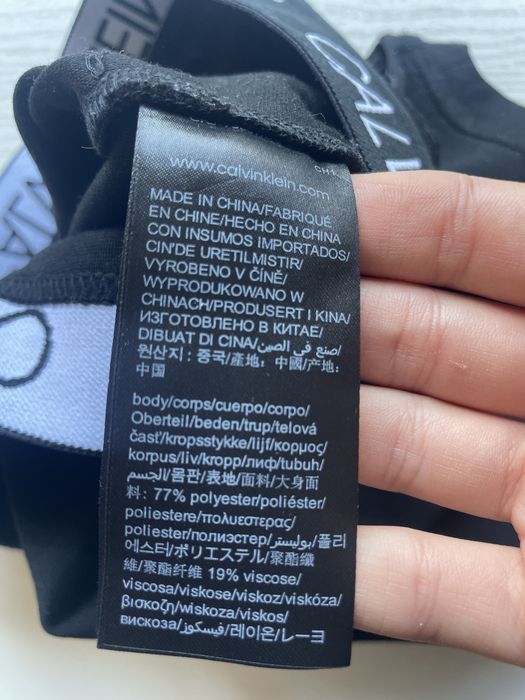черен кроп топ келвин клайн calvin klein jeans