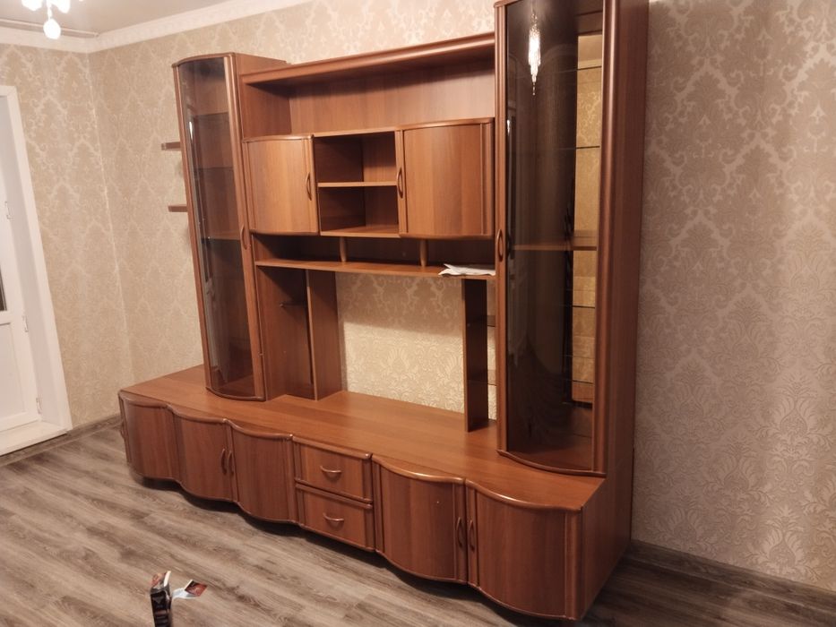 Продам шкаф стенку