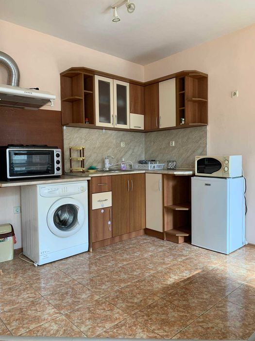Дава се под наем Тристаен апартамент в Бургас, Сарафово - 94 кв.м за 325 € - Снимка #1