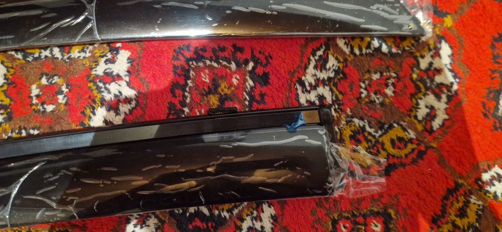 Chevrolet monza витравик