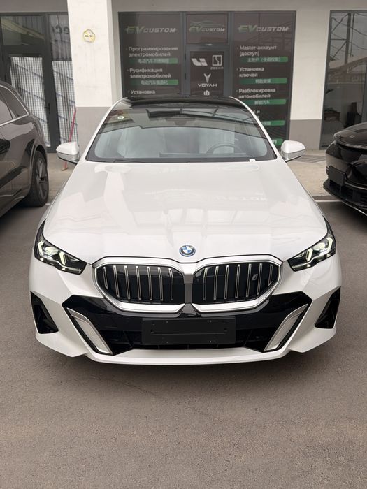 Bmw i5 40L m paket dop opsiyali