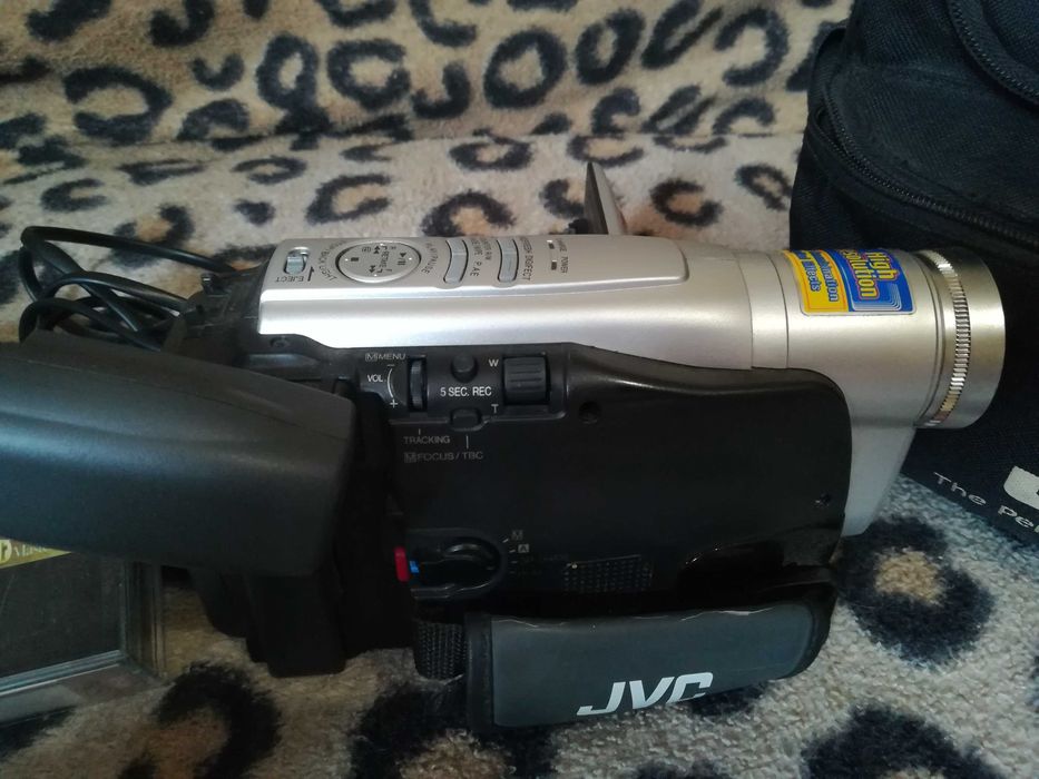 Super VHS Видеокамера JVC gr-sxm200as