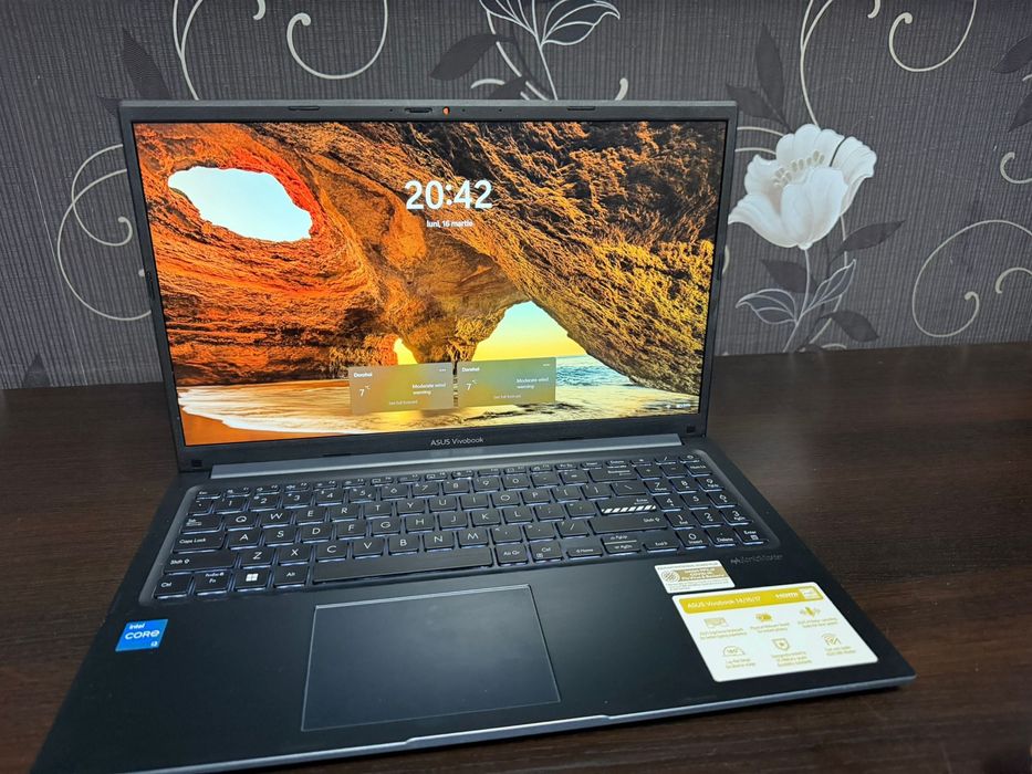 Laptop ASUS Vivobook