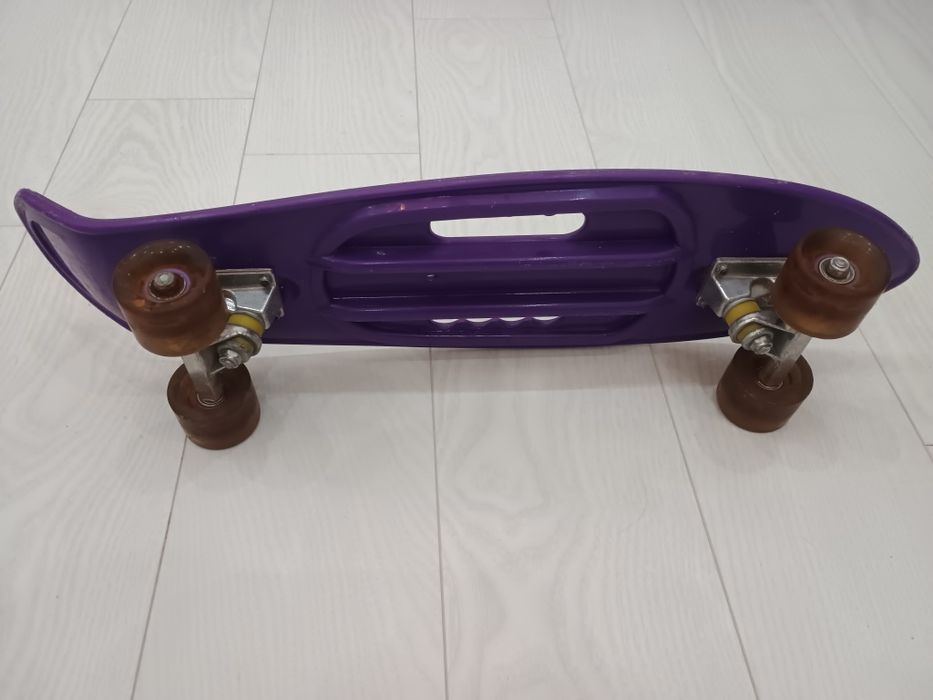 Vând penny board
