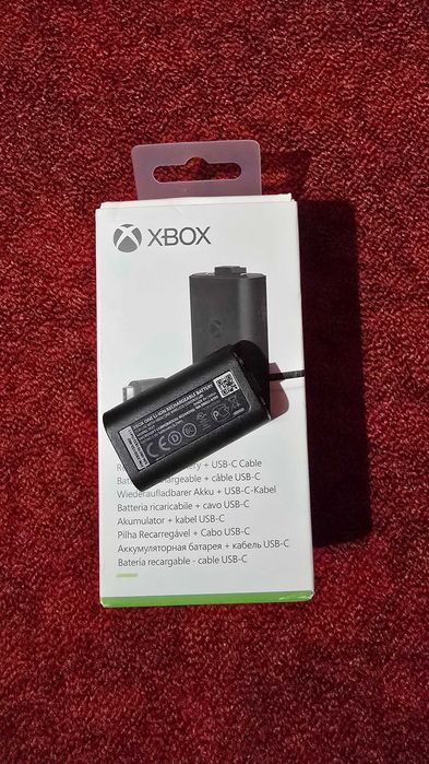 XBOX оригинална презареждаема батерия