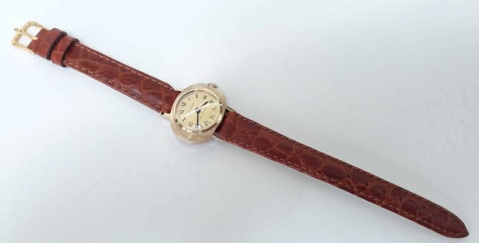 Ceas mecanic Timex dama , placat cu aur
