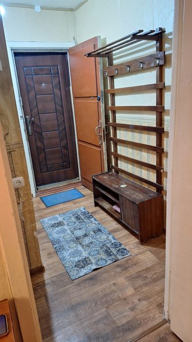 Продаётся 1 комн квартира 32квартал