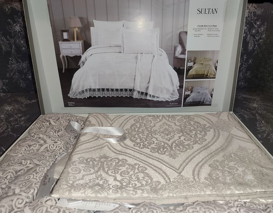 Покрывало с наволочками