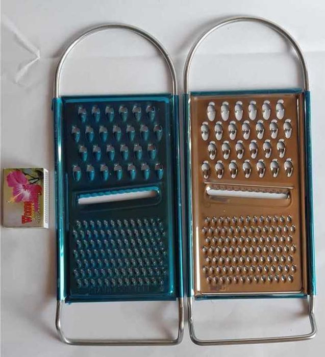 2 răzătoare oțel inox + 2 butoni inox pentru capace