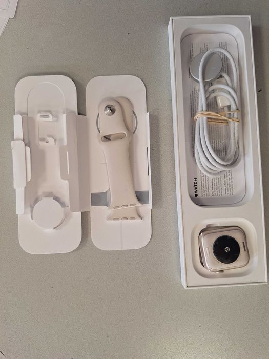 Apple Watch Se 3 40MM + Гаранция iStyle