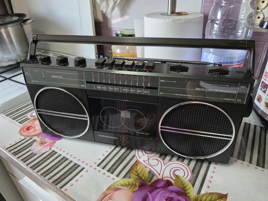Radiocasetofon Grundig