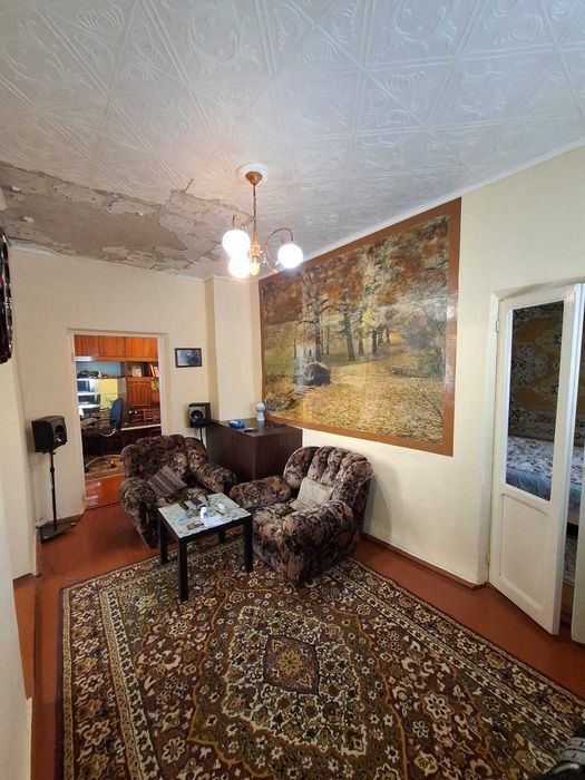 Продам 3х комн  дом на Шанхае