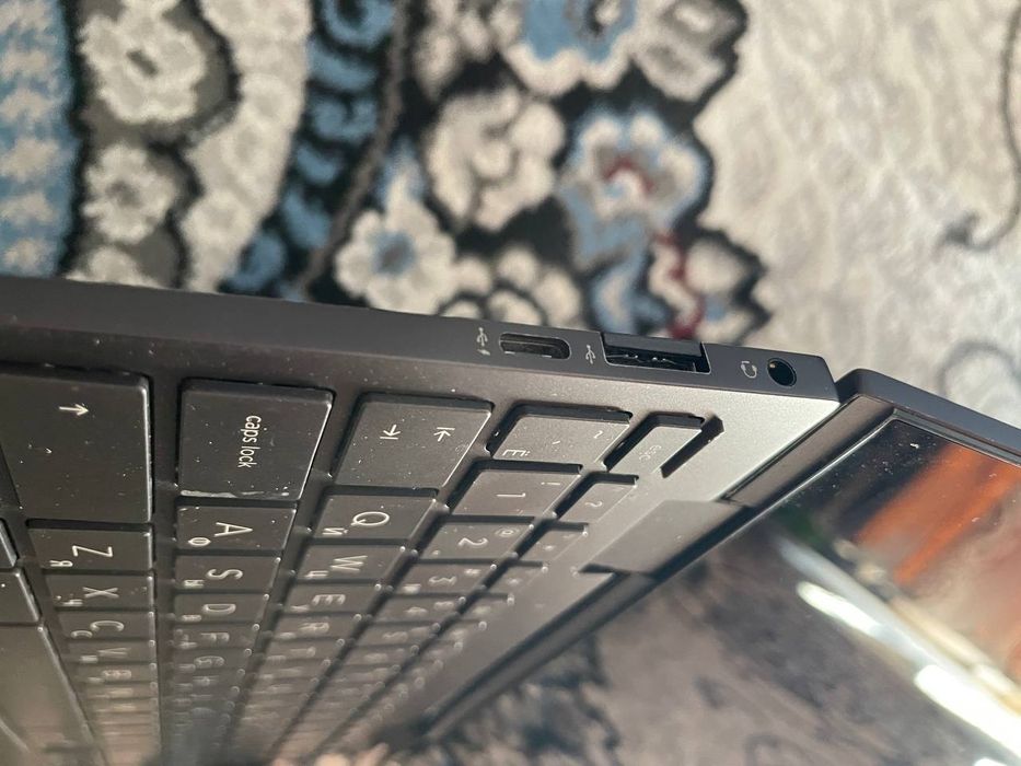 HP enwy 13 dyum Ryzen 5 512Gb
