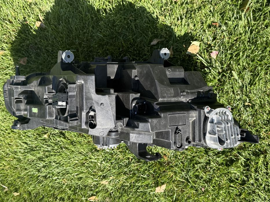 Far bmw seria 8 g14 g16 stanga shadow line laser