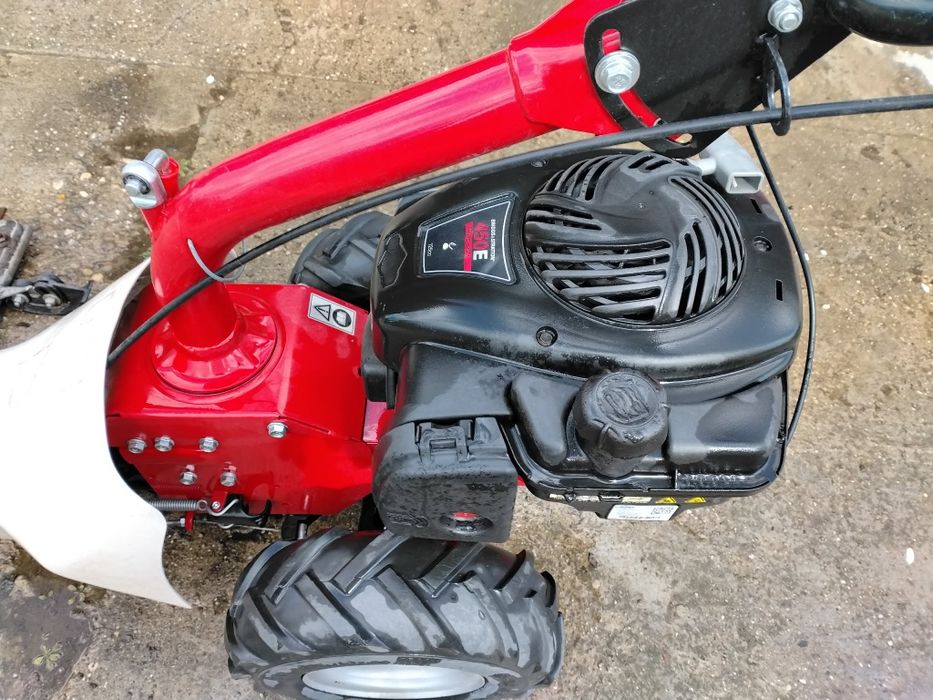 Vând motocoasa Rotak