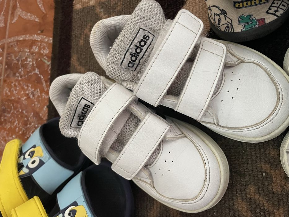 Adidasi pt. copii nr. 24