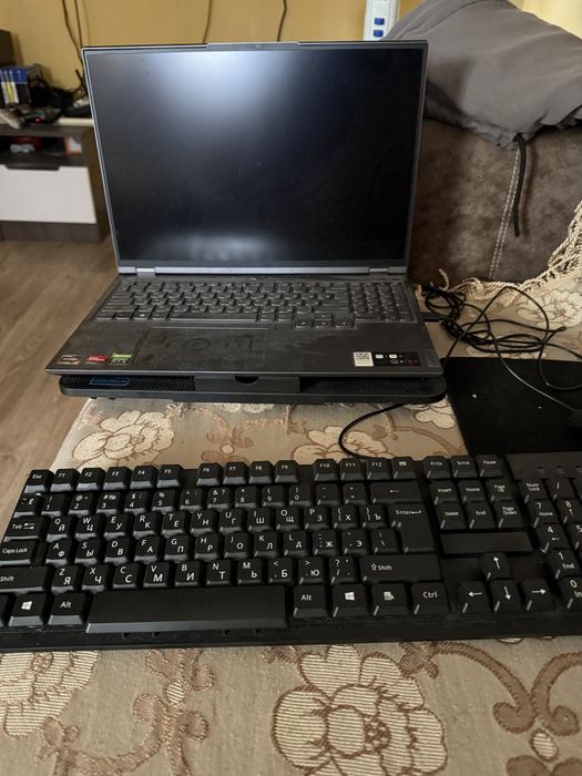 Игровой ноутбук с дефектом