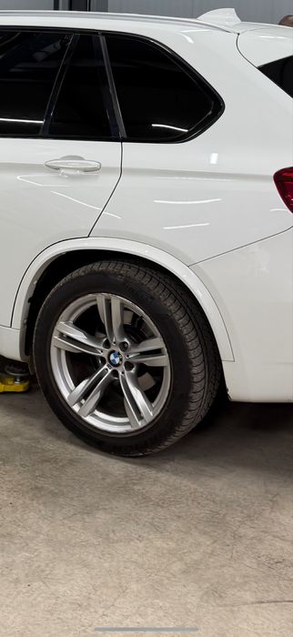 Bmw X5 F15 Djanti s gumi 19