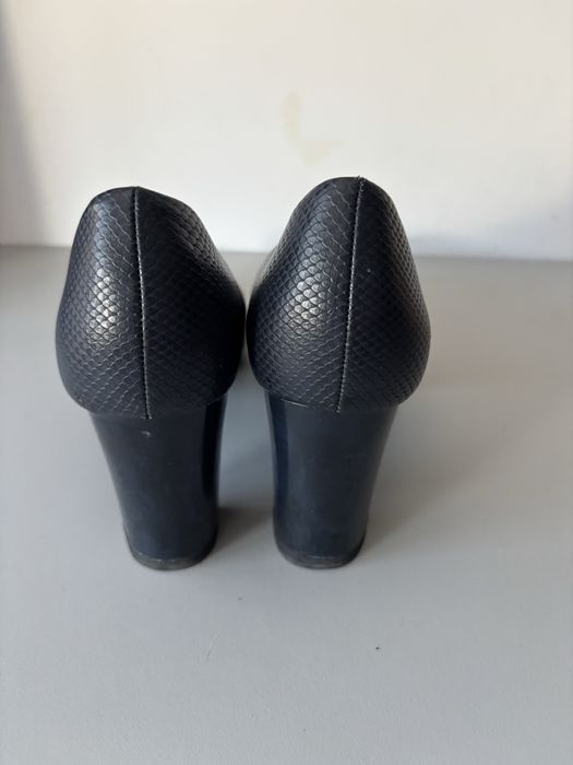 Pantofi eleganti de dama