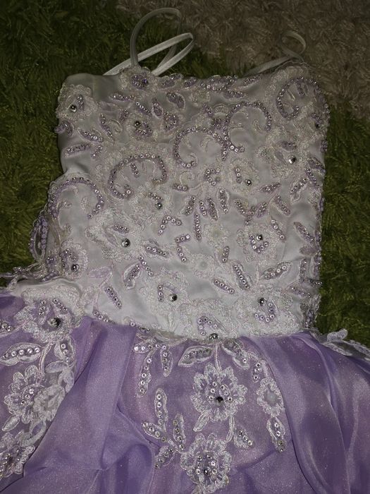 Красивое платье на девочку