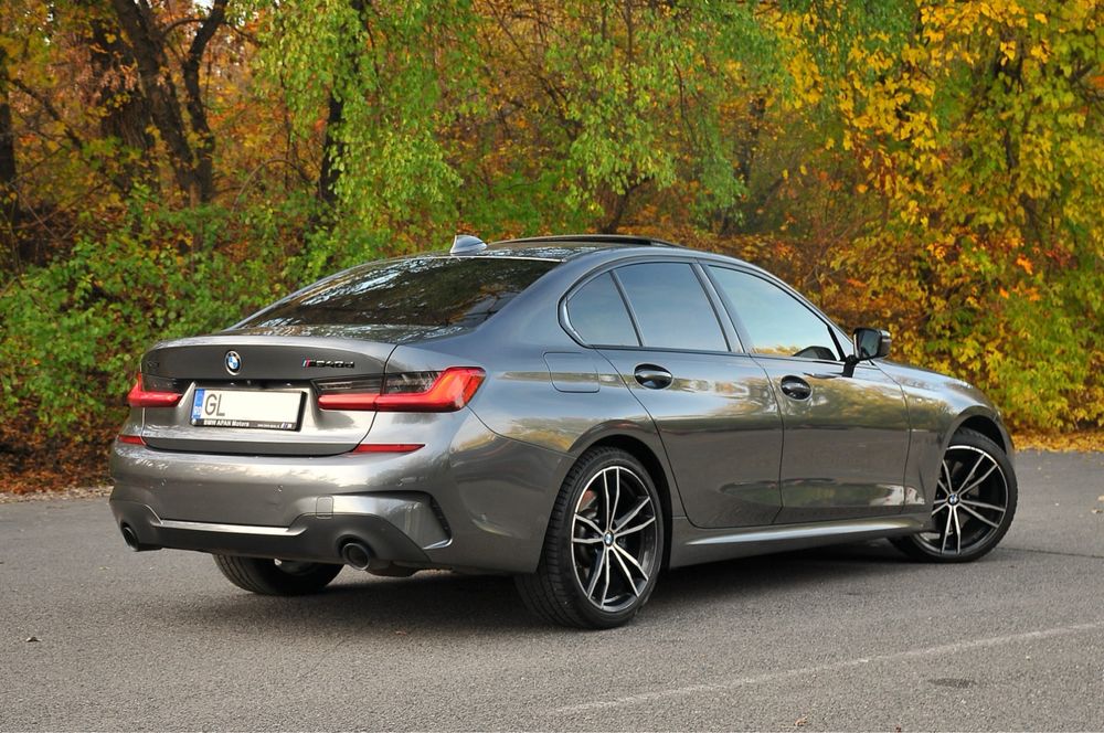 Bmw G20 330d xDrive M interior Competition