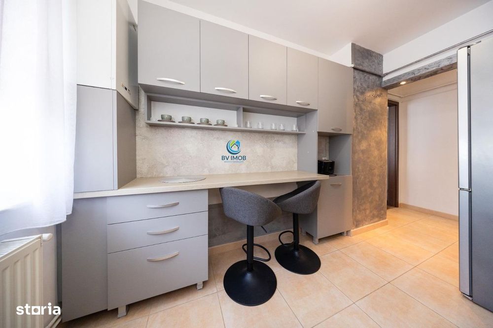 Vanzare apartament 2 camere, Rasnov, Str. Republicii,mobilat, utilat — fotografia 2