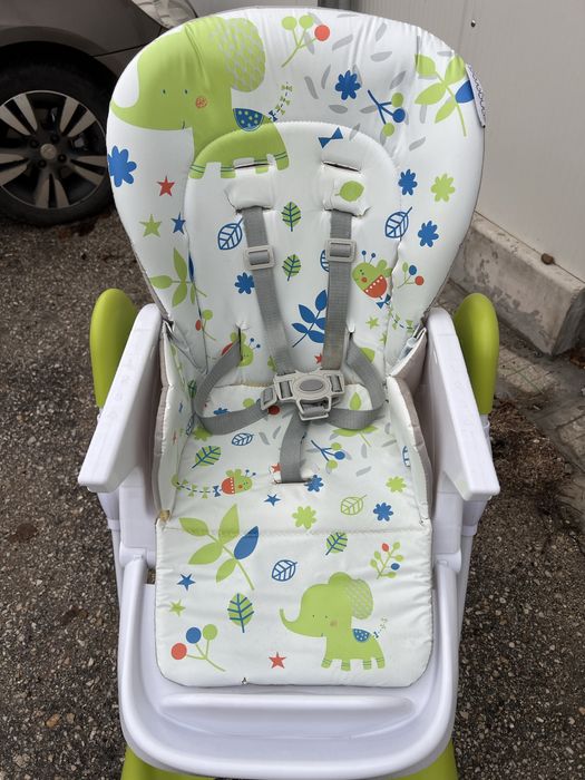 Детско столче за хранене. ЗДРАВО.