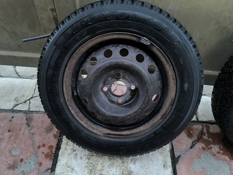 Шины зимние 185/65/r14 с дисками