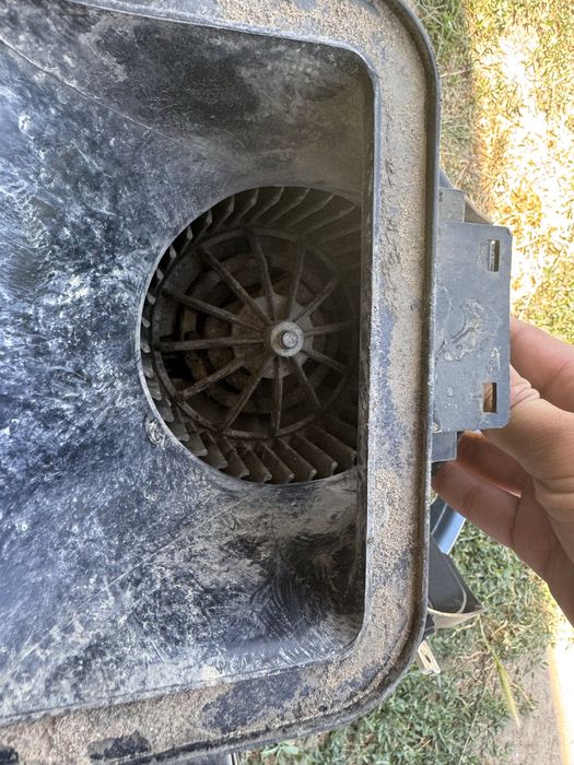 Продам вентилятор печки от Passat