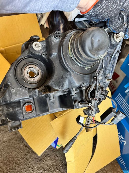 Фары BiLed Lexus RX 300