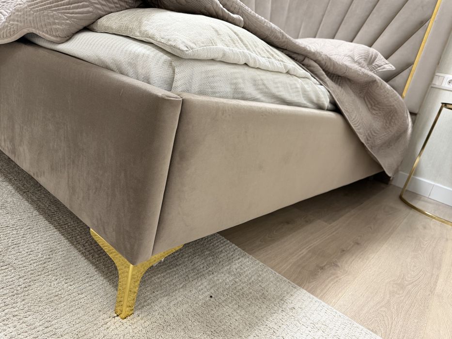 Кровать с матрацом от асконы