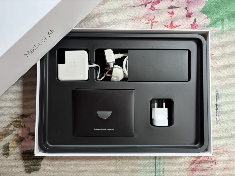 MacBook Air 13 - Inch
