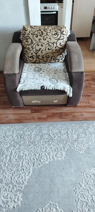 продам диван, полу диван и кресло