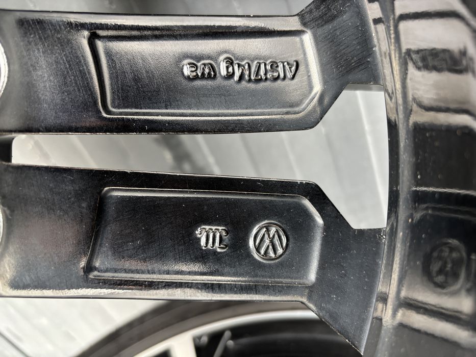 Jante originale Volkswagen Golf GTE GTD GTI R17 5x112