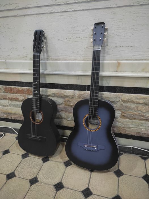 Skidka  Rossiyiskiy. Garantiya. Gitara  + mediator  + dastavka yandeks