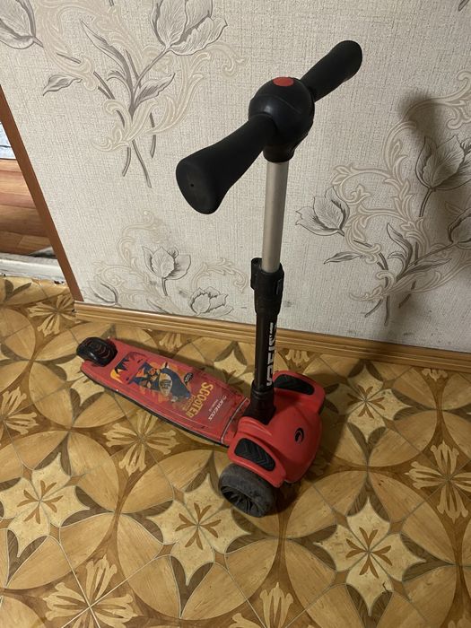 Продам Самокат в хорошем состоянии!