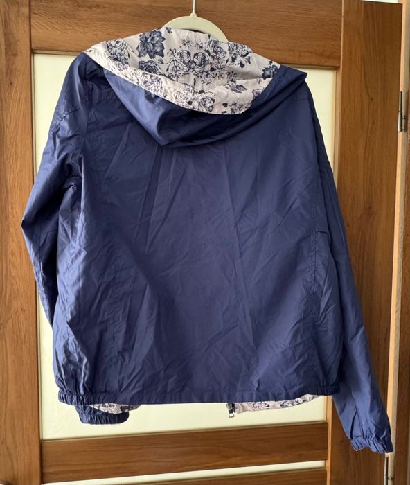 Двулицева ветровка