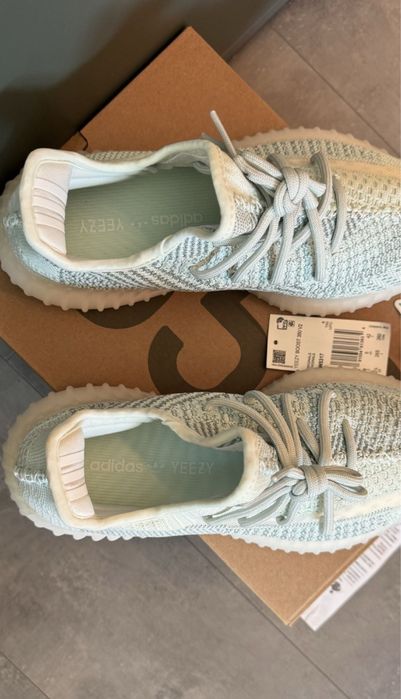 Adidasi easy boost 350 V2 cloud white