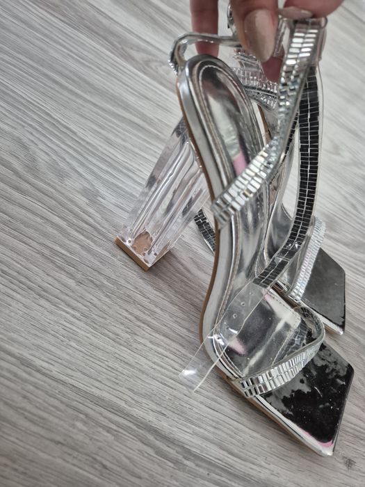 Дамски сандали 37 номер