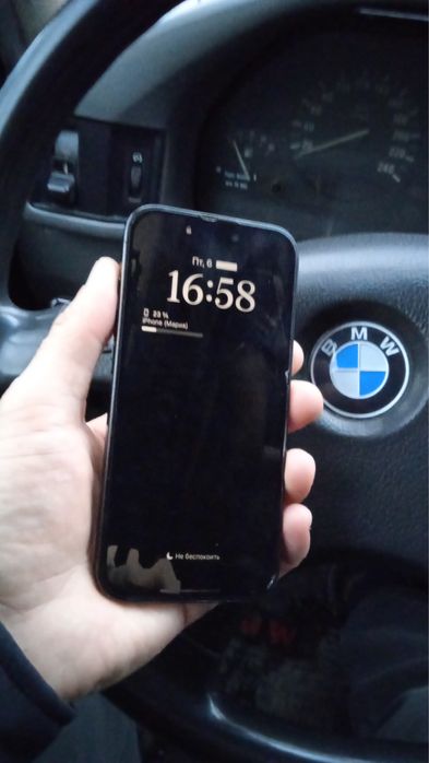 Продаю Iphone 15 Pro