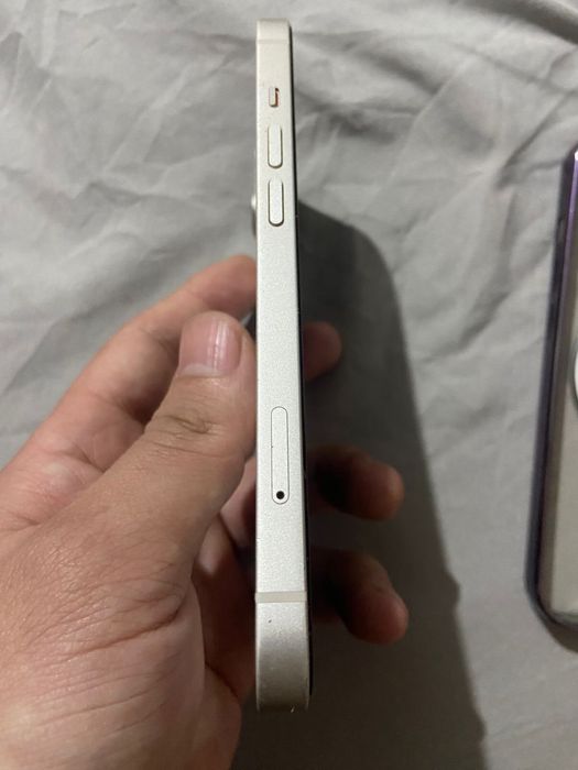 Продам айфон 13 128гб