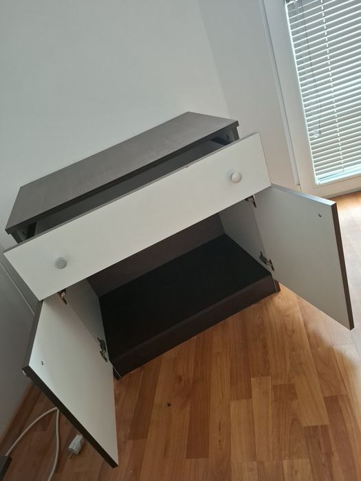 Скрин + нощно шкафче