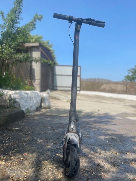 Vând trotinetă myria