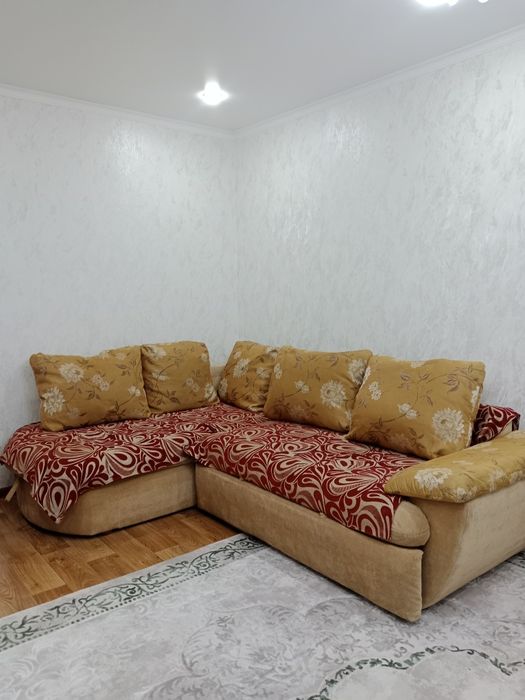 Диван для гостиной