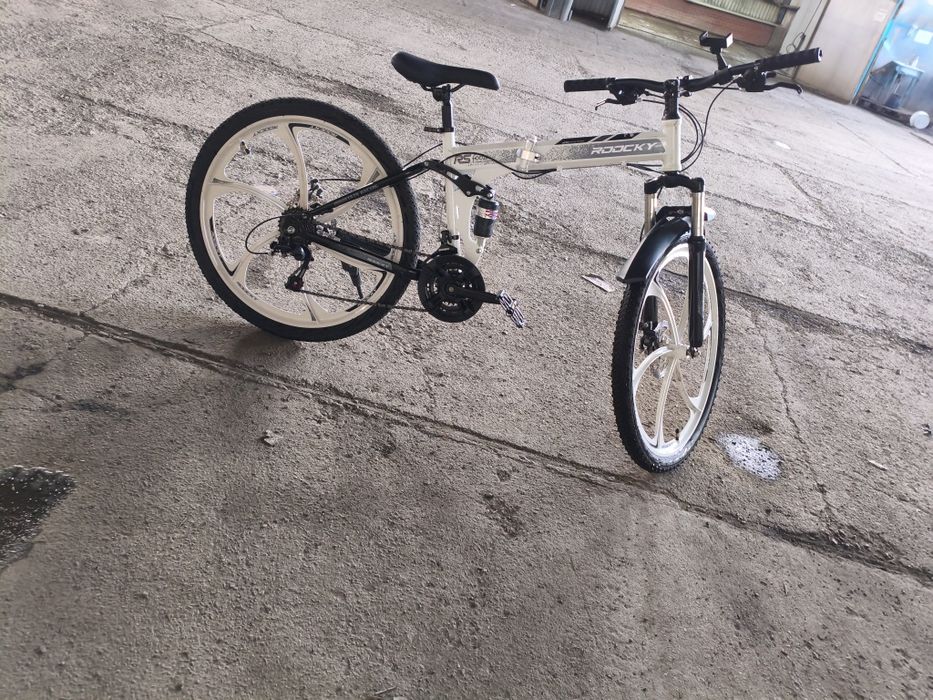 Велик ROOKY продам