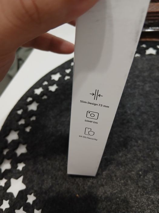 Samsung a17 чисто нов