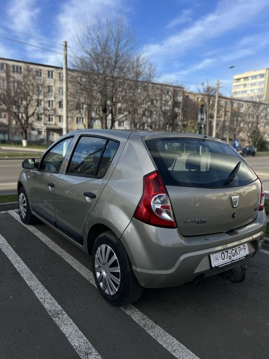 Dacia Sandero 1.4 benzină | 2008 | 208.000 km