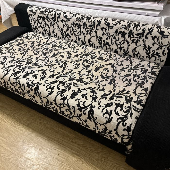 Продам диван ( раскладной )