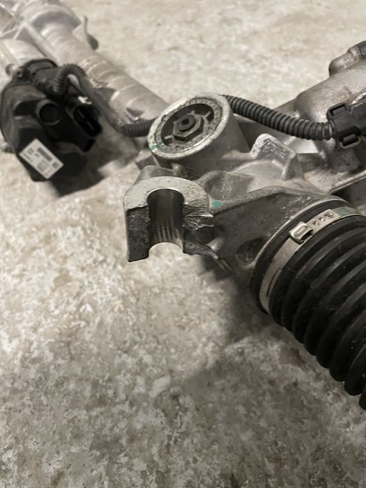 Caseta Directie BMW Seria 5 F10 F11 Europa Electrica