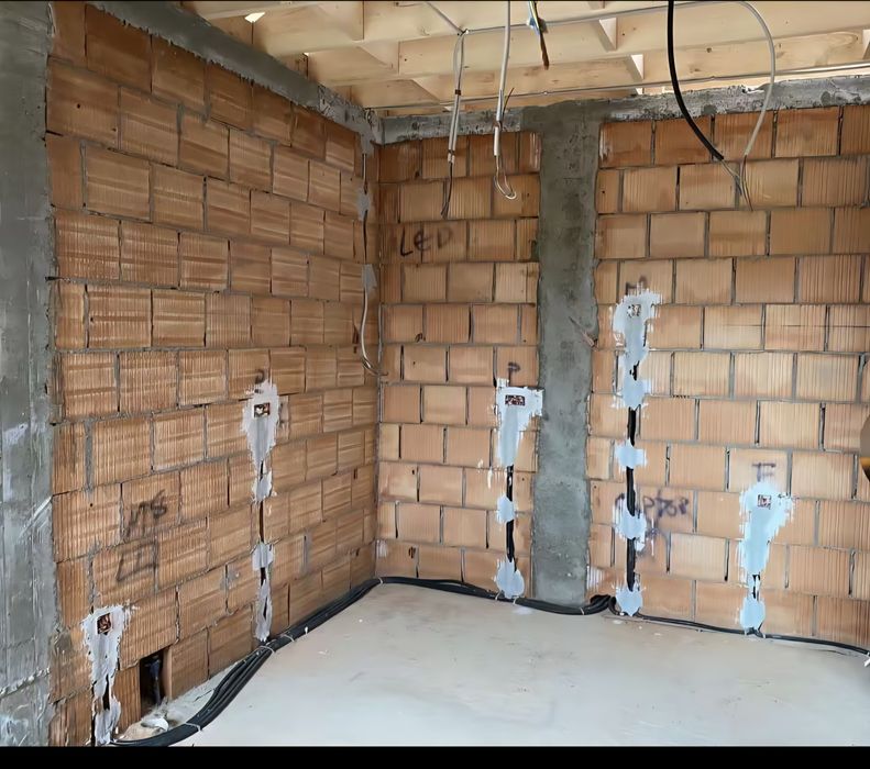 Meseriași construcții amenajări renovări  interioare  Timișoara